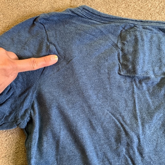 American Eagle Favorite T - Picture 4 of 5